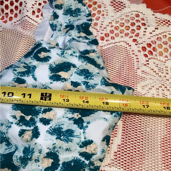 NEW SHEIN SWIMSUIT ONE PIECE - Picture 9 of 15